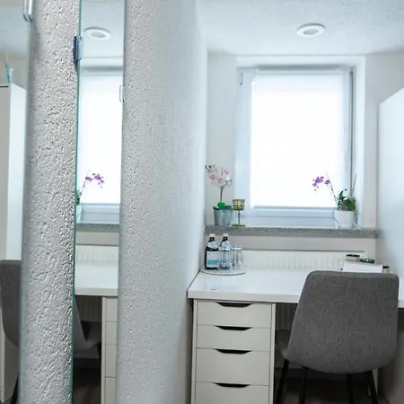 #1 Modernes Mit Pool Und Garten Homestay Memmingen