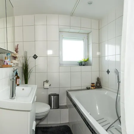 #1 Modernes Mit Pool Und Garten Мемминген